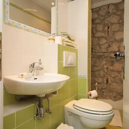 Apartament 6661a *